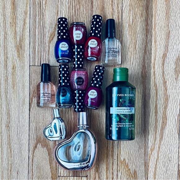 Bundle beauty makeup 100 pieces!!!! - Picture 13 of 13